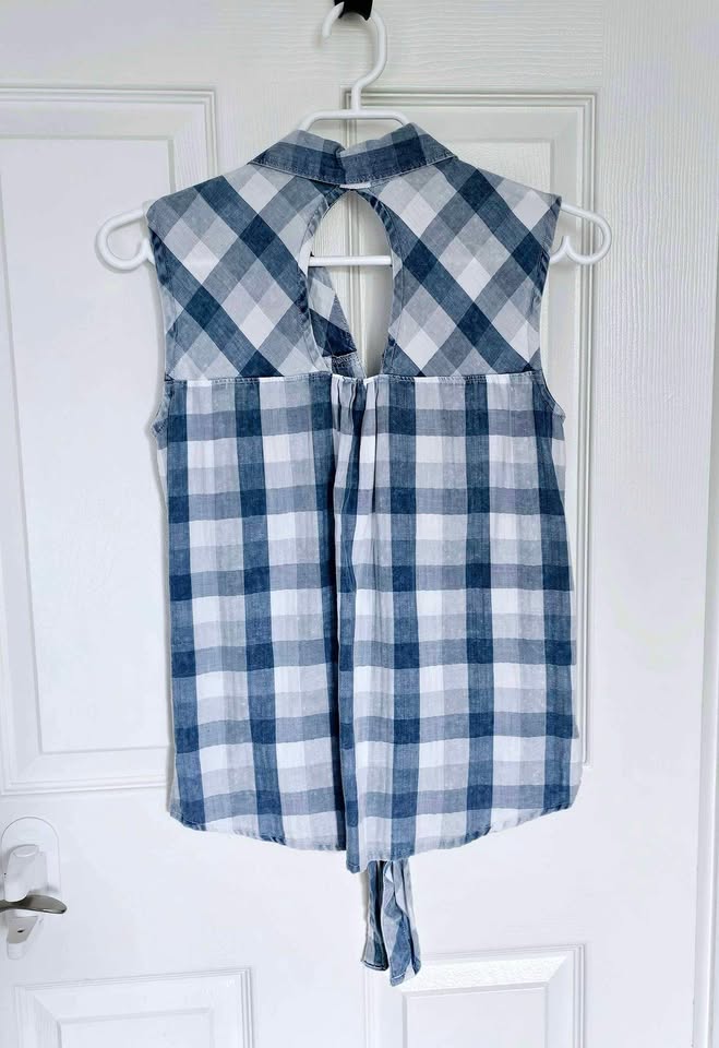 Size small Foxy Jeans women's tank top - photo 2