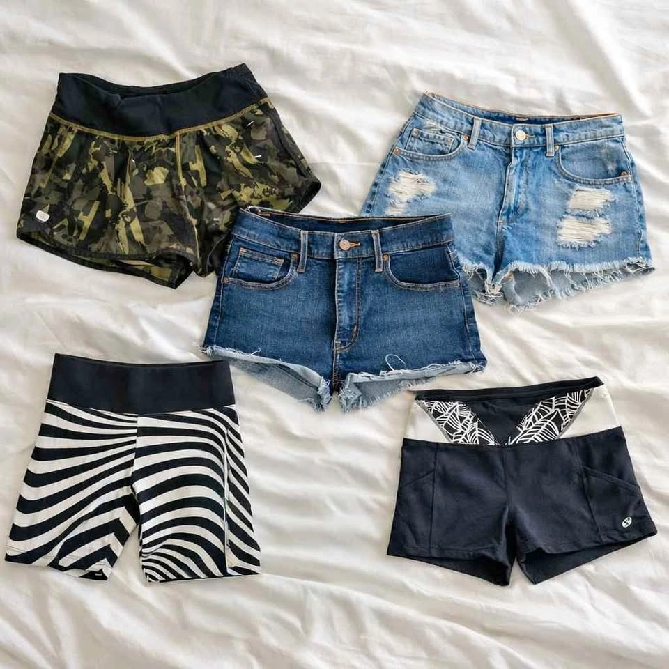 Lululemon, Levis, Nike, Garage Shorts - Women's Summer Lot - Sm/