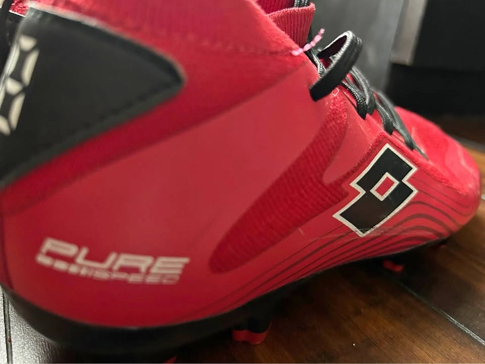 Lotto Pure Speed Soccer Cleats