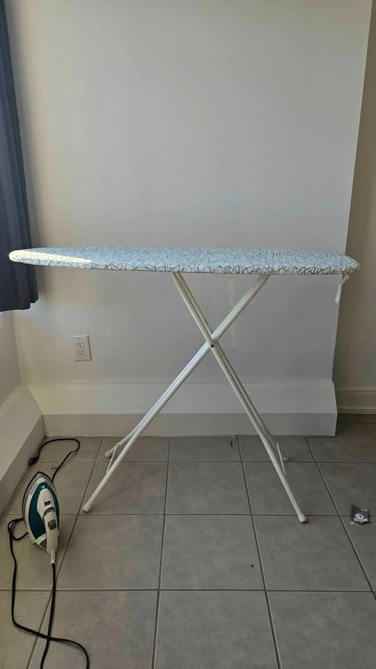 Steam Iron + Adjustable Ironing Board - photo 5