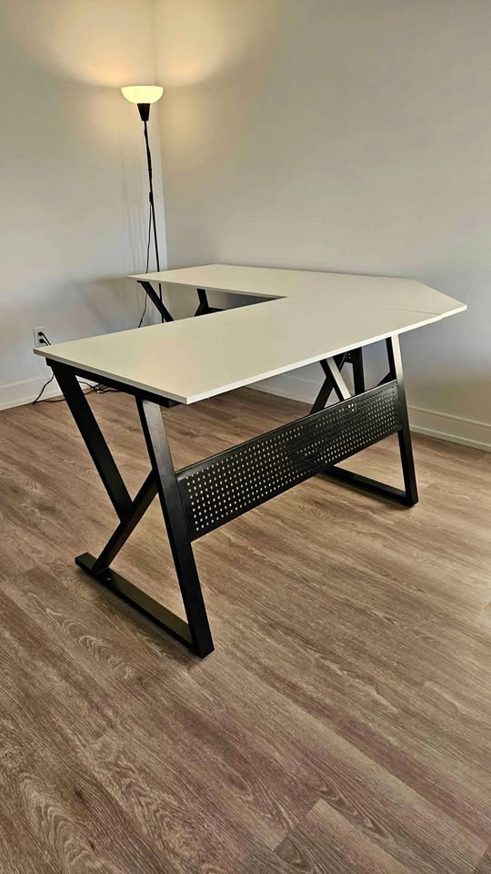 Office/Gaming Desk - TYLER jysk