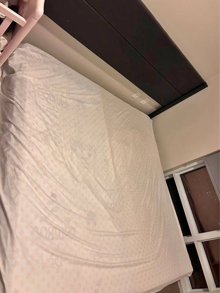 King size mattress