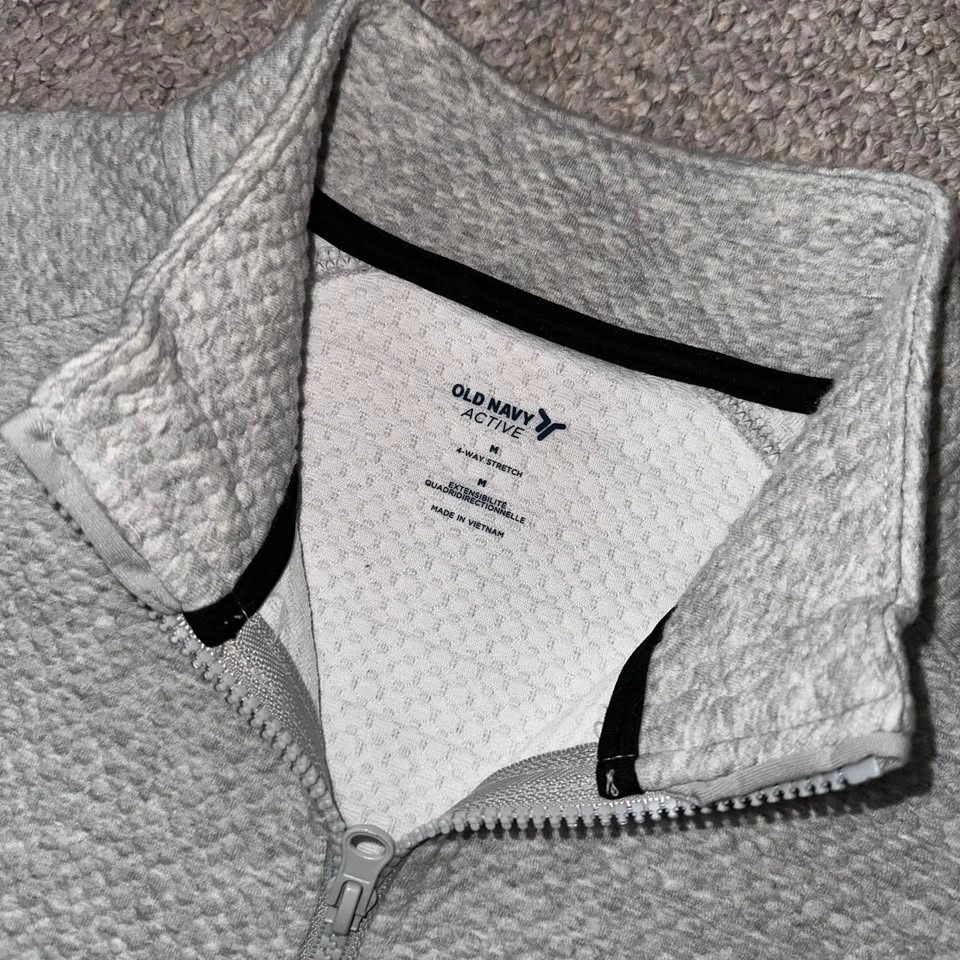 Old Navy Active Half-Zip Pullover & Jogger Set - photo 3