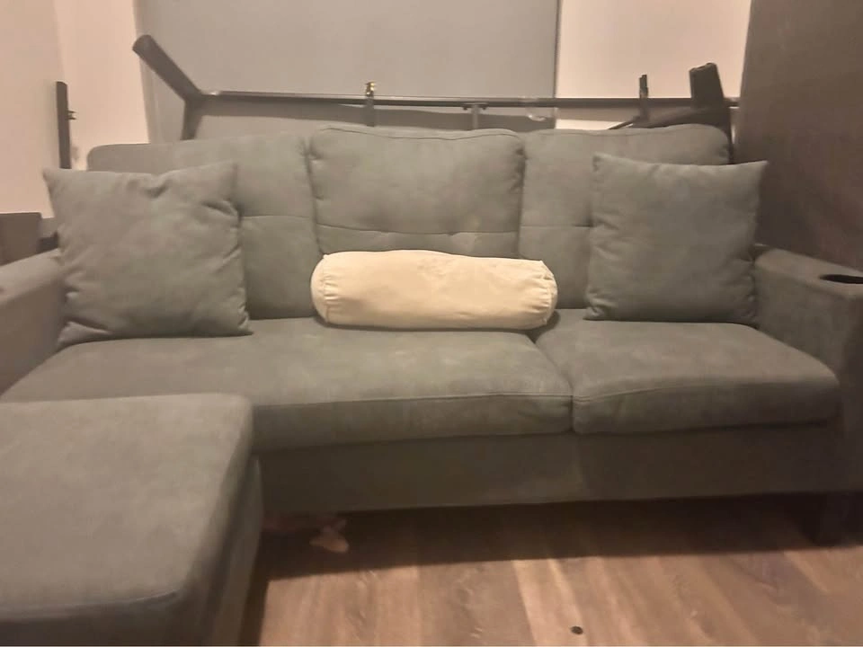 Moving in Package: Sofa, Bed, TV Stand & More - photo 5