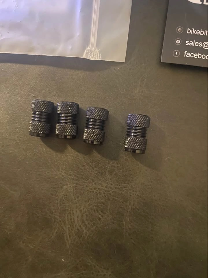 Bike Bits Hamburger Black Tire Valve Cap - photo 2