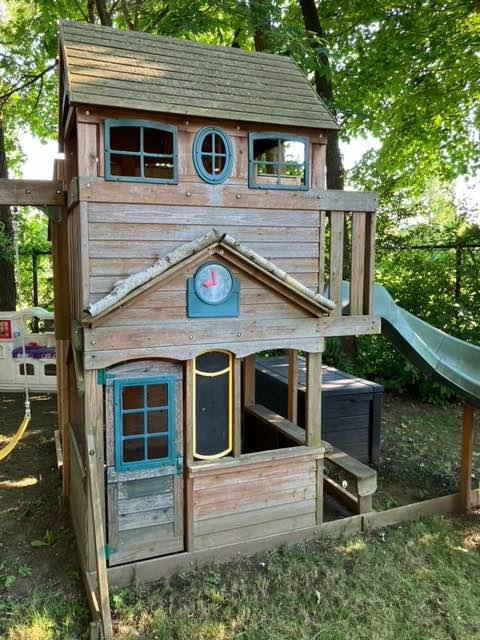 Playset/Playhouse - photo 5