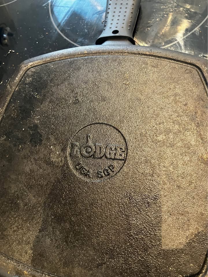 Lodge cast iron pan - photo 4