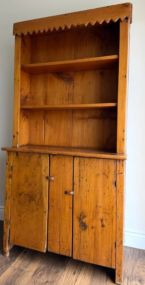 19th Century Primitive Pine Jam Cupboard Hutch - photo 4