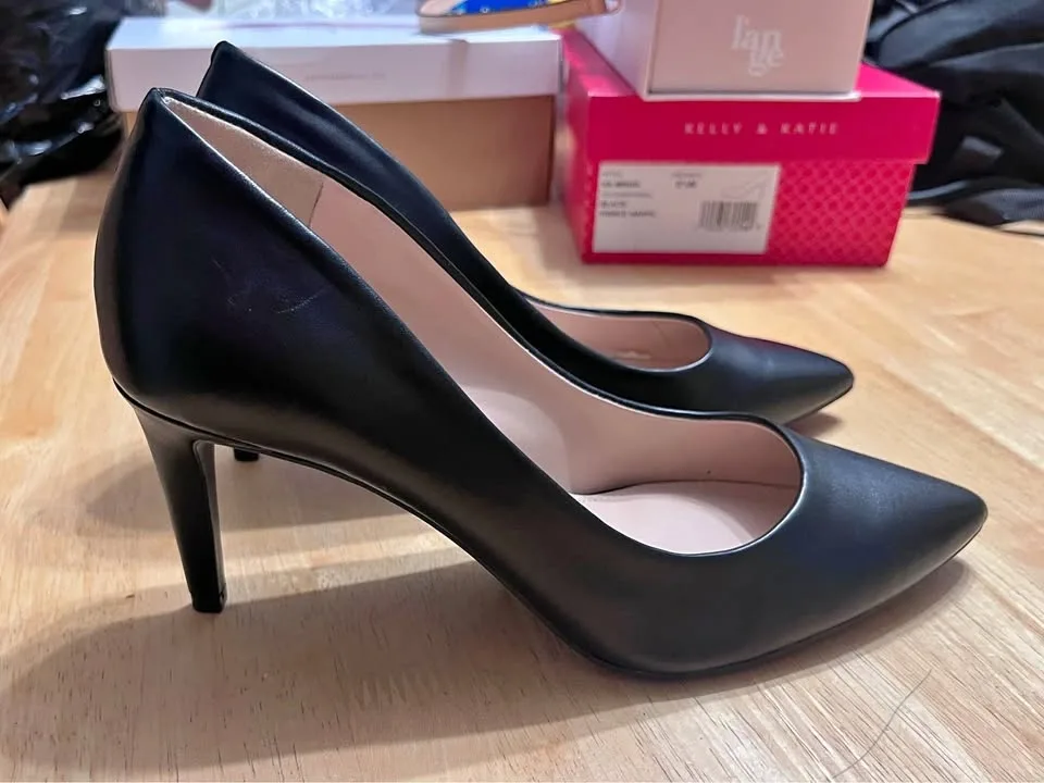 Kelly & Katie Black Leather 3" Heels - Size 8.5