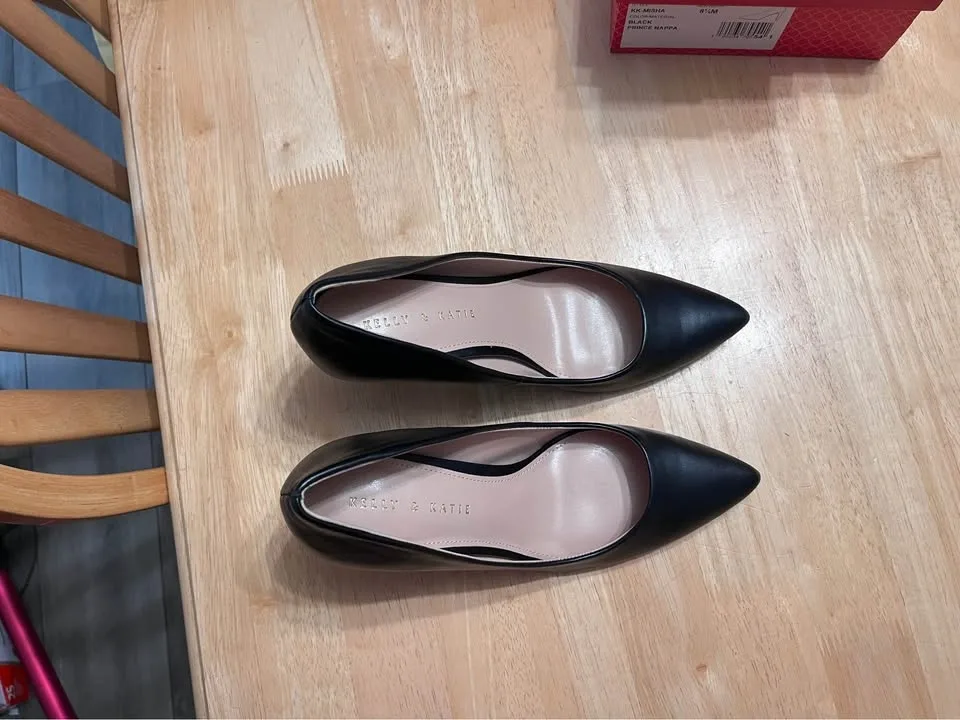 Kelly & Katie Black Leather 3" Heels - Size 8.5 - photo 2