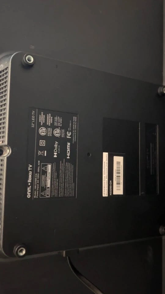 32” Roku TV - photo 2