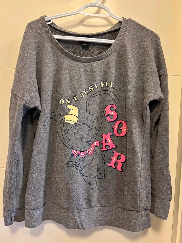 Torrid Disney Dumbo Sweatshirt Crewneck Size 1 (14-16)