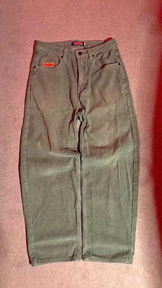 Empyre Green Corduroy Pants Size 28 – Loose Skate Fit