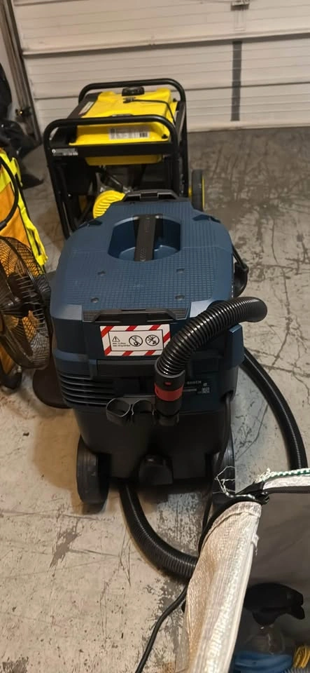 Bosch Heavy Duty Vacuum Cleaner - photo 4