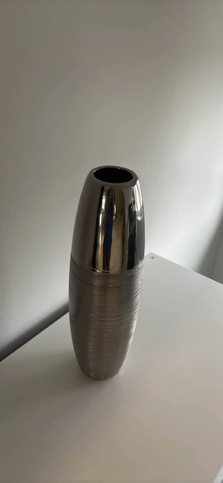 Tall Vase - photo 2