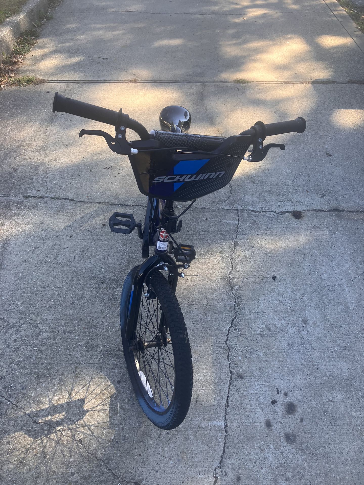 Schwinn Falcon 20" Kids' Bike - photo 4