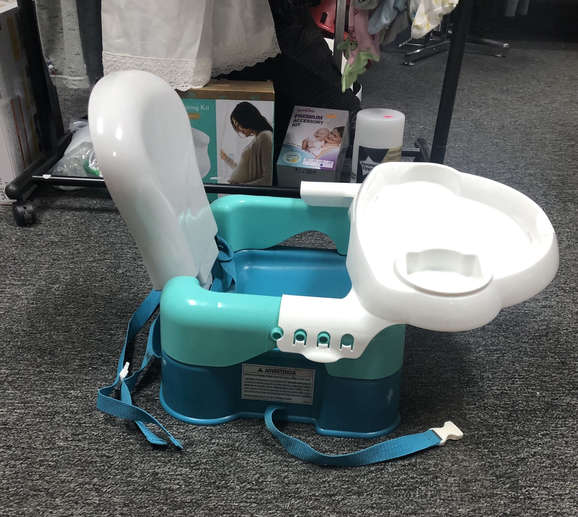 Safety 1st Sit Snack & Go Convertible Booster Seat - photo 3