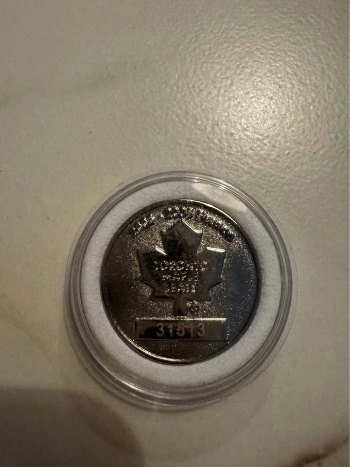 Collector Maple Leaf tokens - photo 4