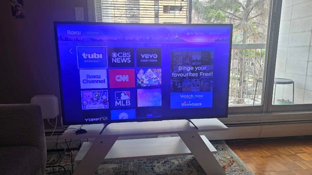 Toshiba 55 inch TV and Free Roku Express