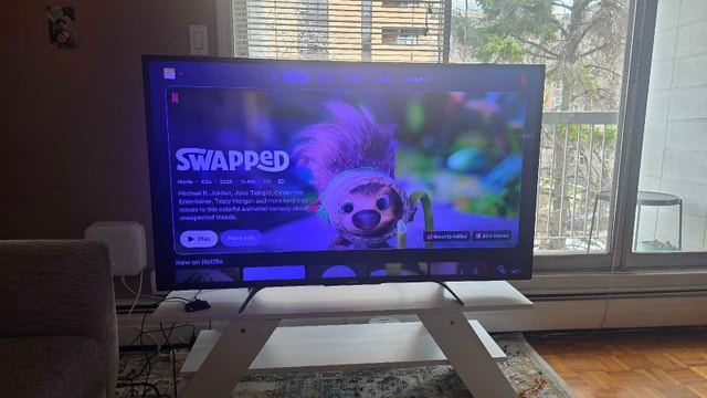 Toshiba 55 inch TV and Free Roku Express - photo 2
