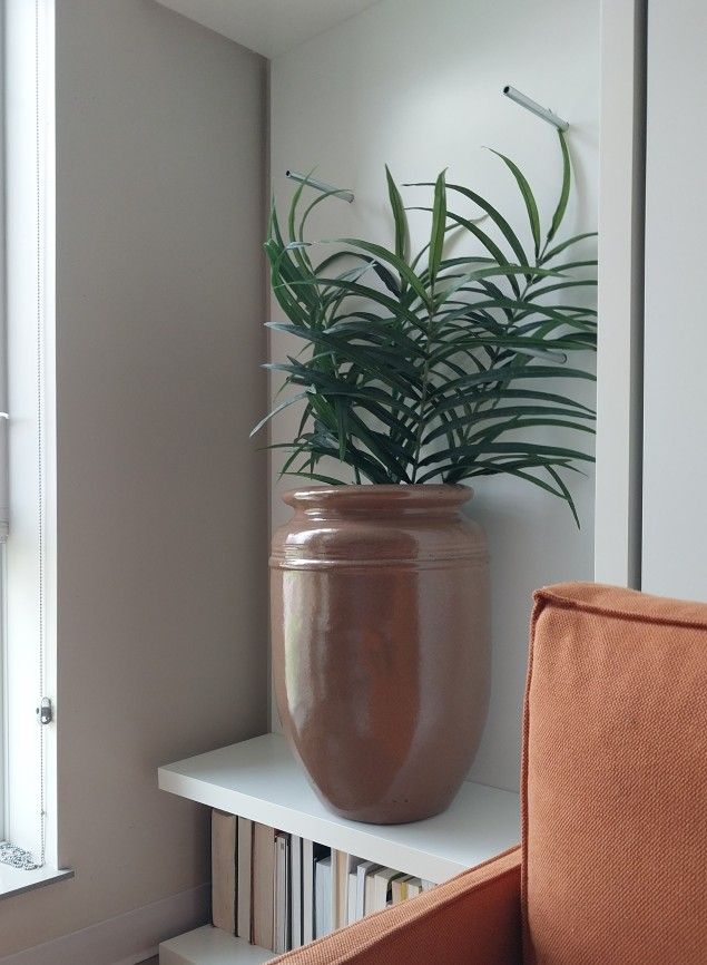 Planter Vase w/ Artificial CB2 Plants $40 Old Town - photo 2