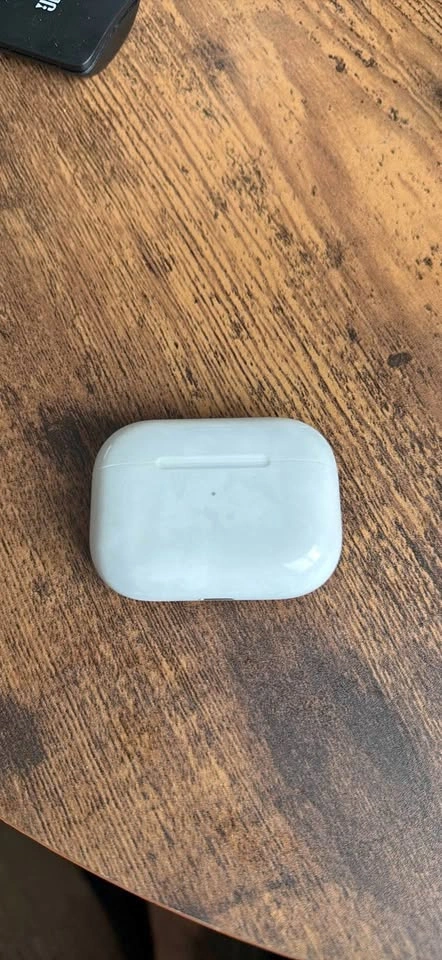 Airpods Pro Gen 1 Lightning Case Only