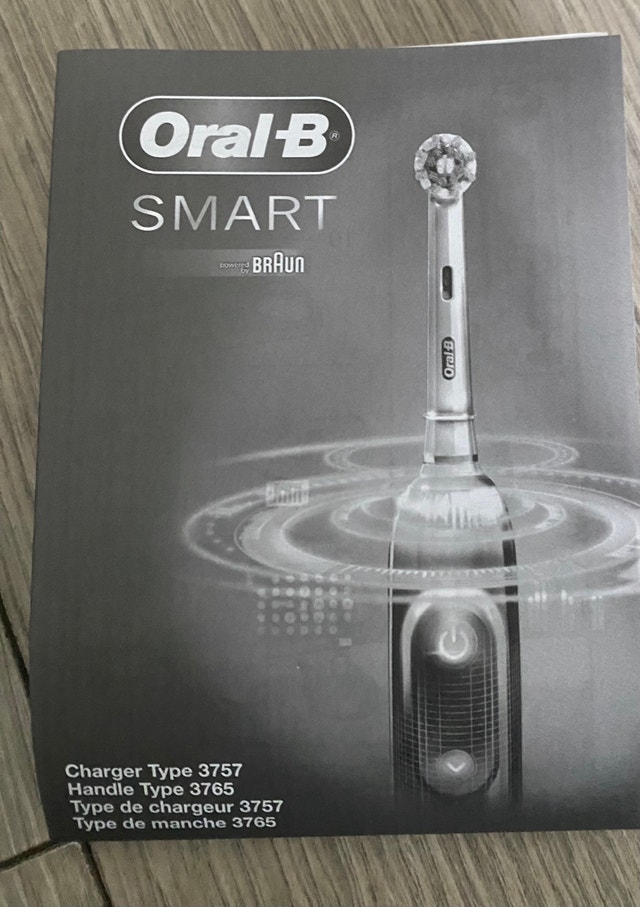 Oral B electric toothbrush 2 pack - brand new - photo 4