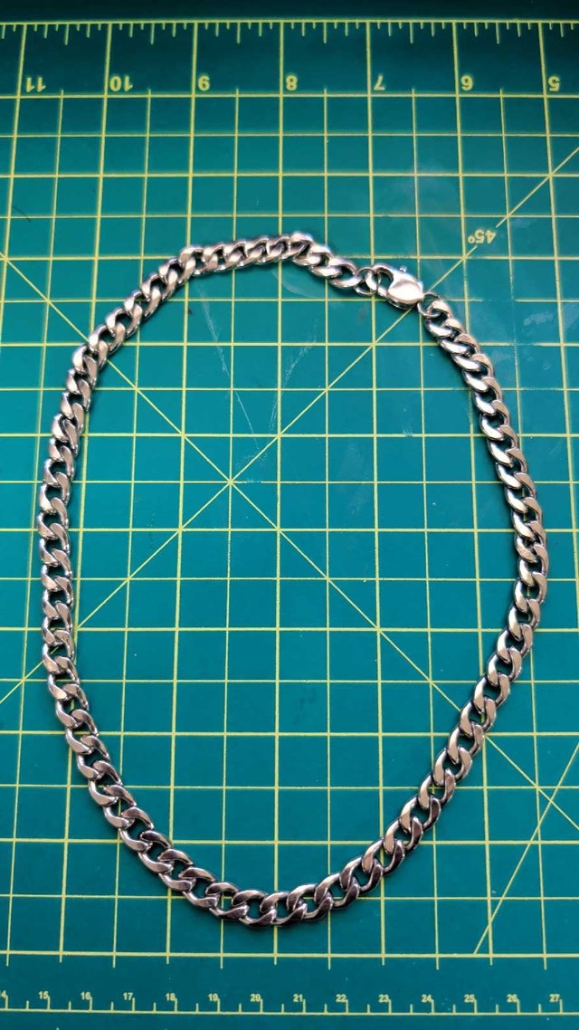 Sleek Silver Tone Curb Chain Necklace - 20 Inch