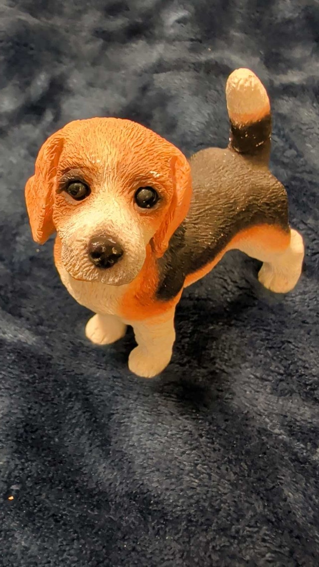 Beagle Figurine