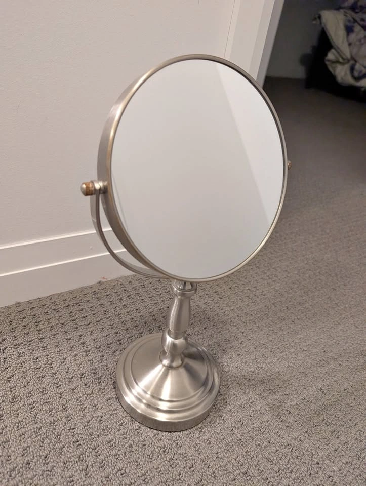 Make-Up Mirror - 2 Sided Mirror