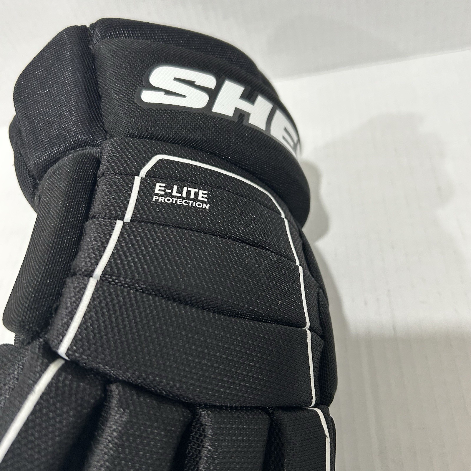 Sherwood Elite 5030 SR Hockey Glove 14" Flex Lock Thumb Protecto - photo 5