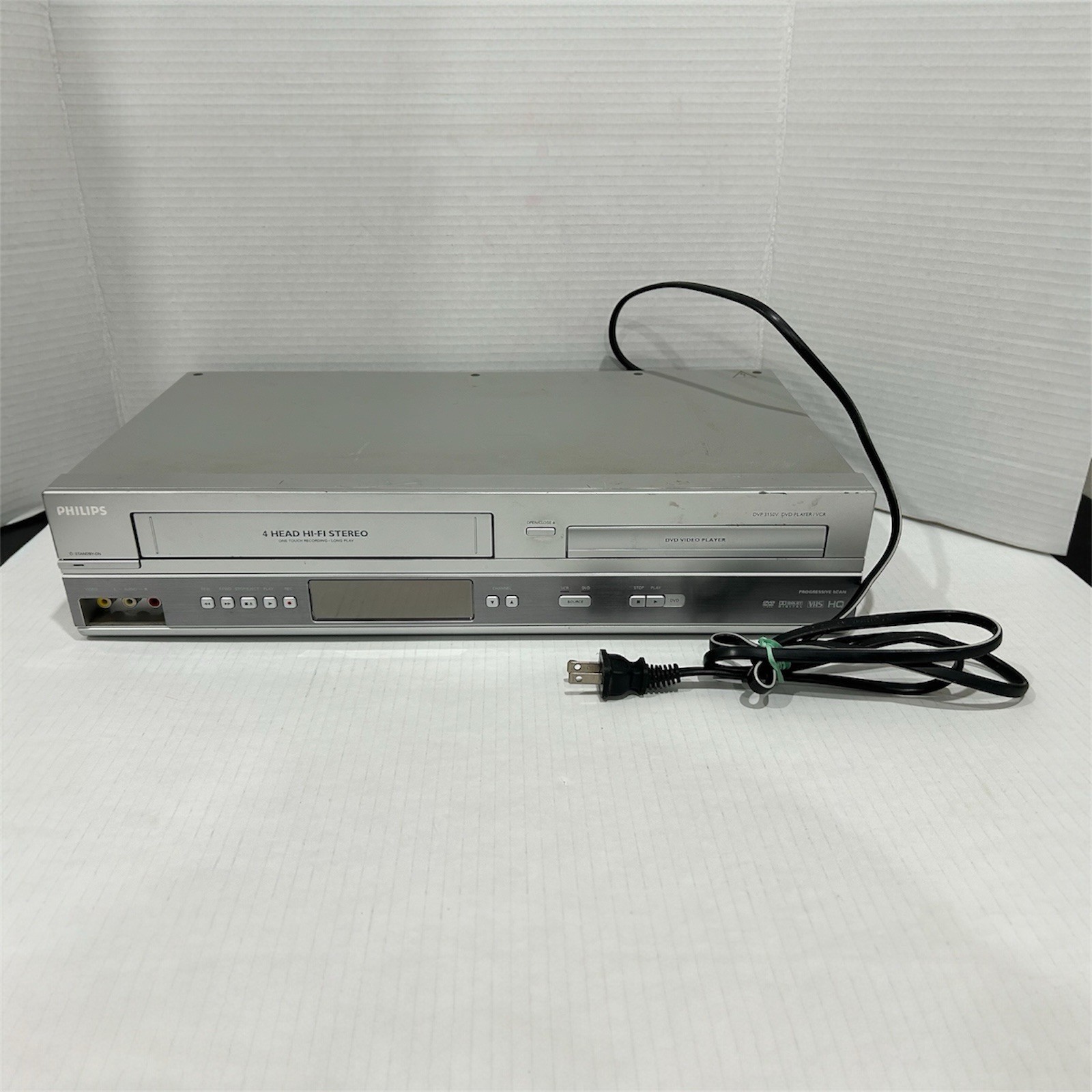Philips DVP3150V/37 VCR DVD Combo Player - Tested Working