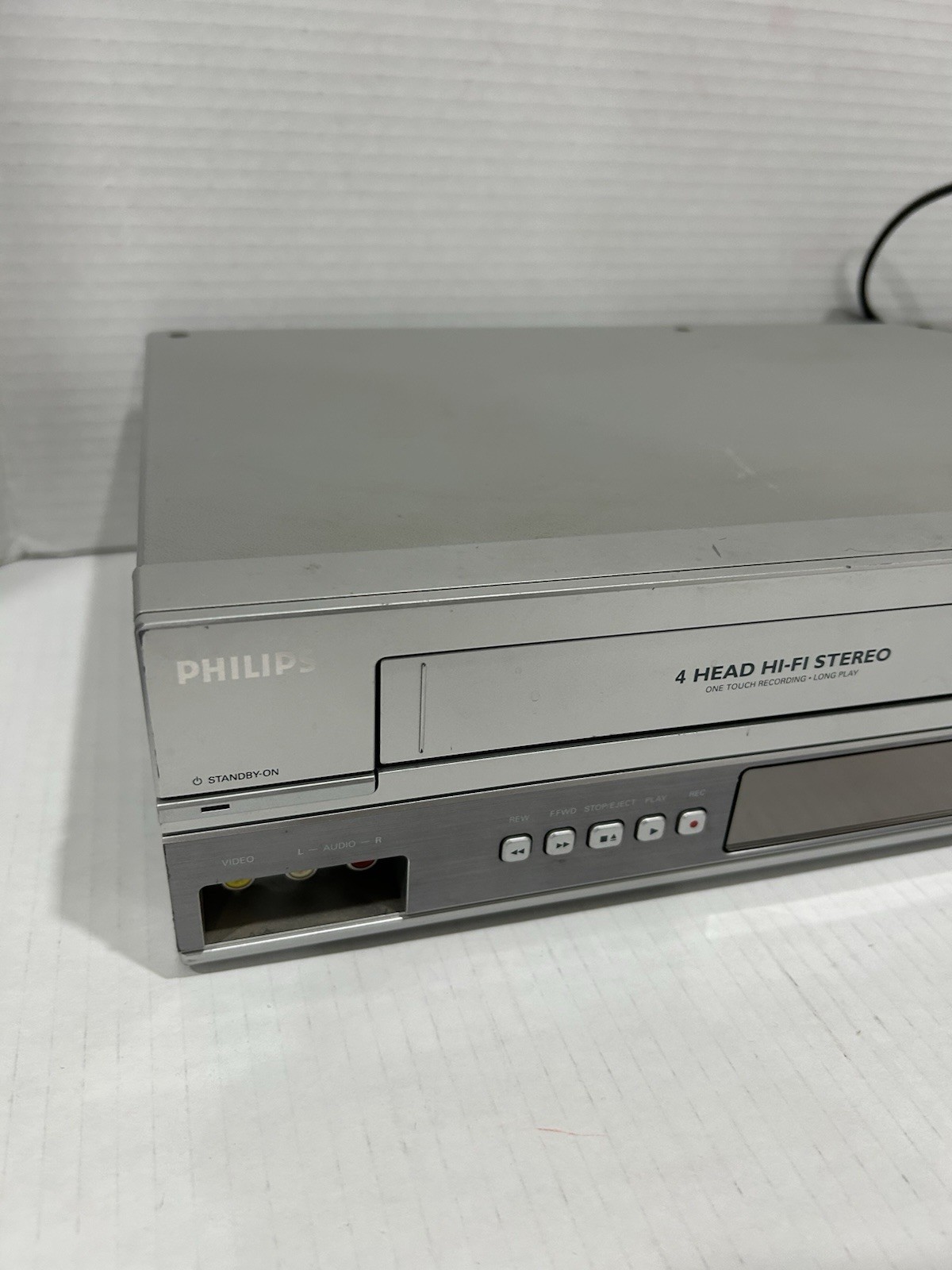 Philips DVP3150V/37 VCR DVD Combo Player - Tested Working - photo 2