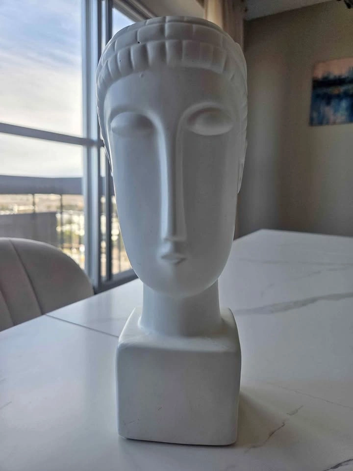 Greek face heavy weight decor