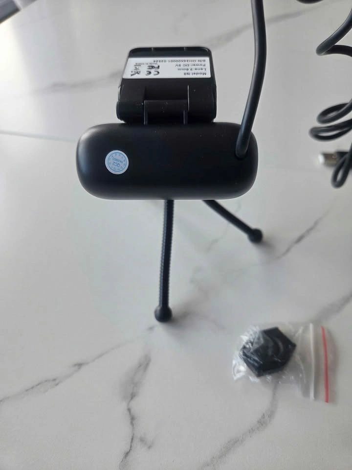Webcam with cover - photo 5