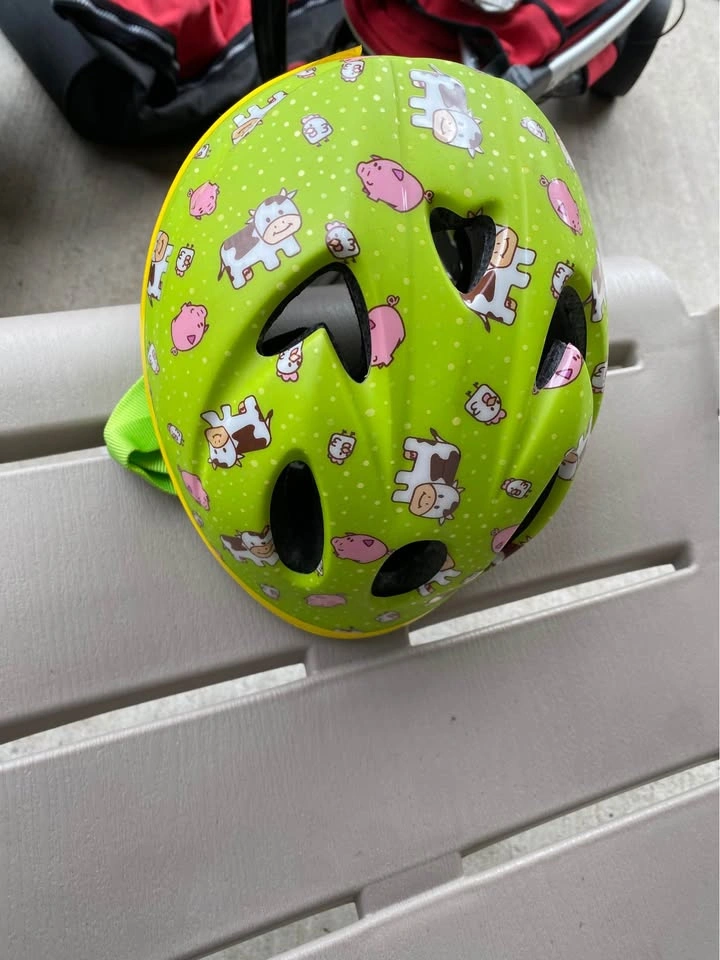 PABEE Kids Bike Helmet XS 44-50cm - Green with Cows & Pigs - photo 2