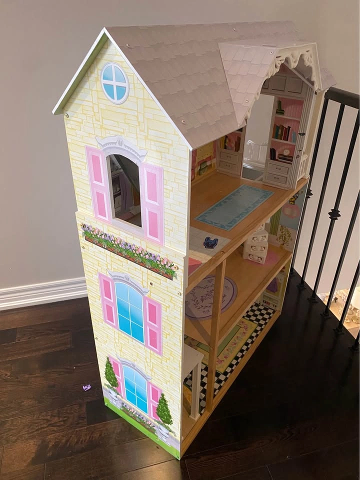 Barbie Doll House - photo 2