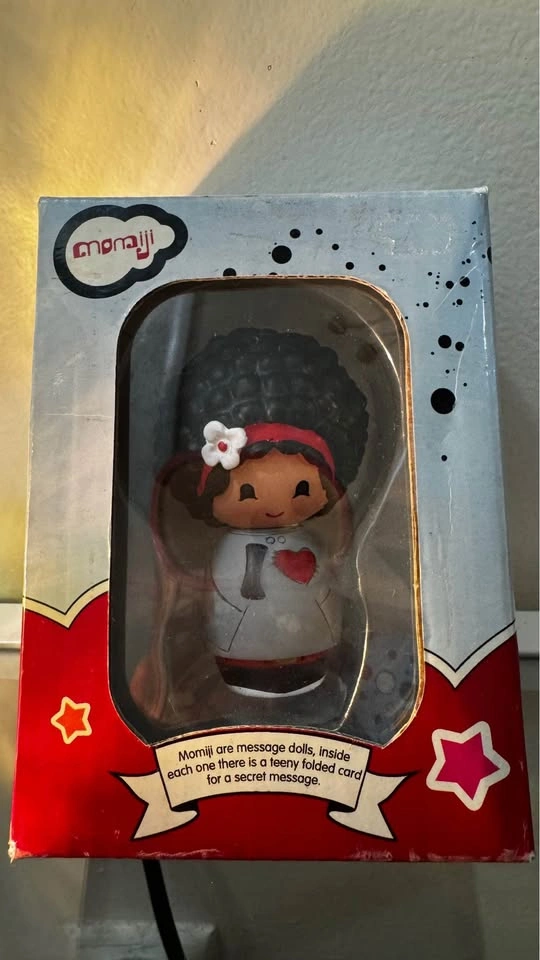 Momiji Mika Message Doll in Box - photo 3