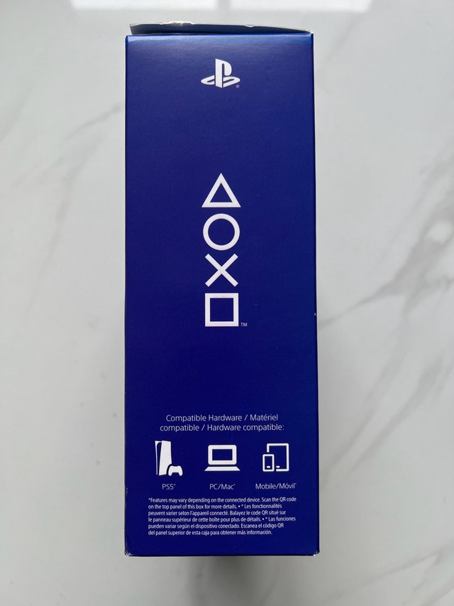 SEALED PS5 controller - photo 3
