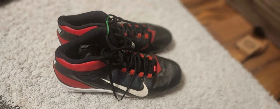 Cleats size 10.5 - photo 4