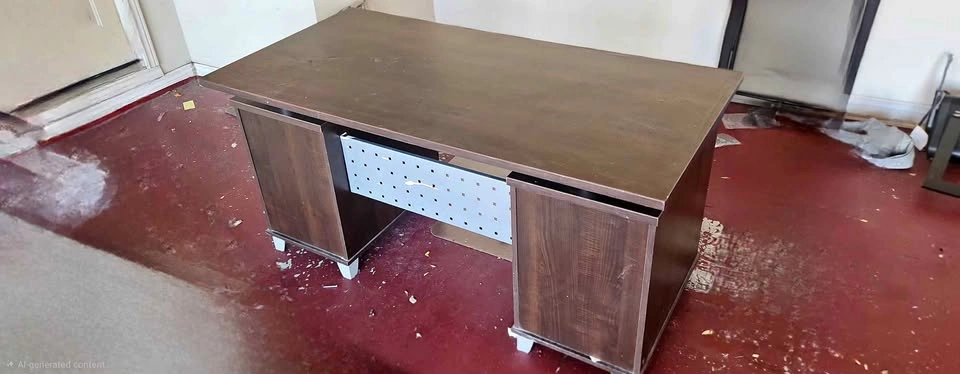 Excellent desk, as measured in the pictures. already disassemble