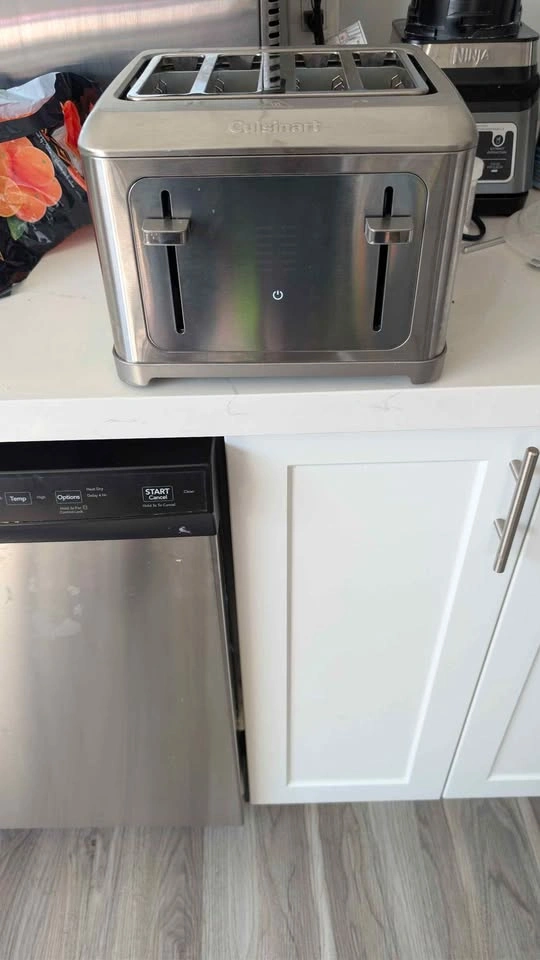 Cuisinart 4 Slice Touch Screen Toaster - photo 3