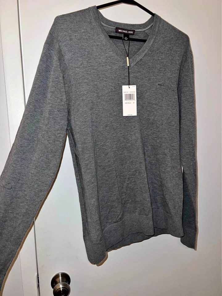 Michael Kors Men's V-Neck Sweater in Ash Melange