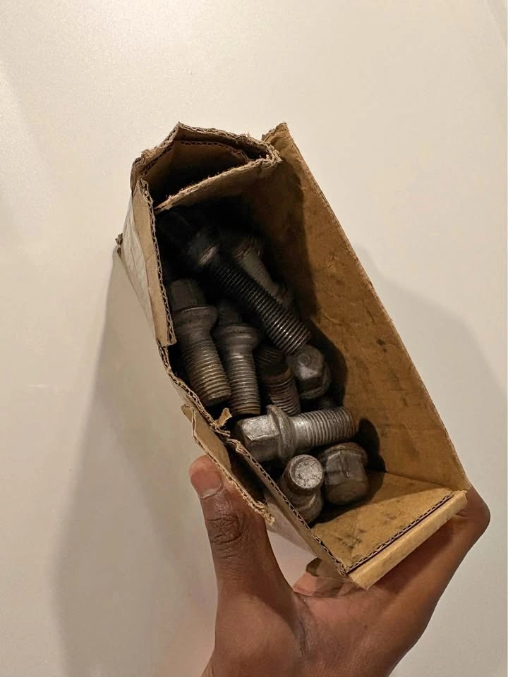 Mercedes-Benz Wheel Locks