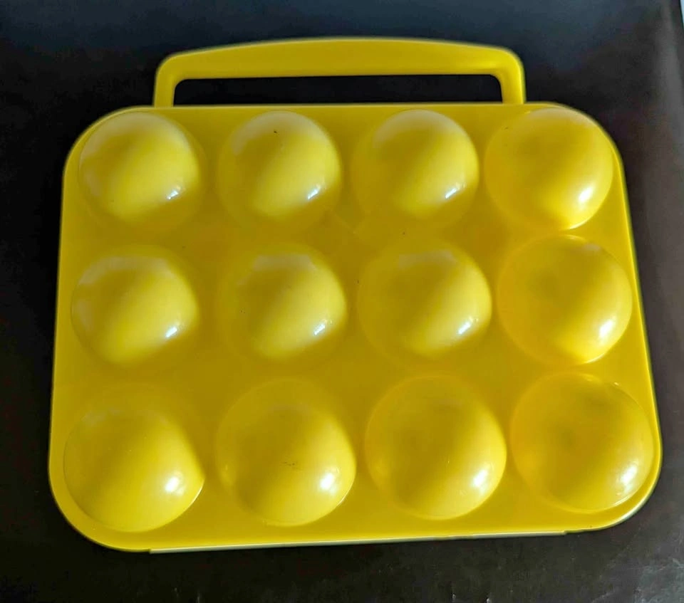 Egg holder
