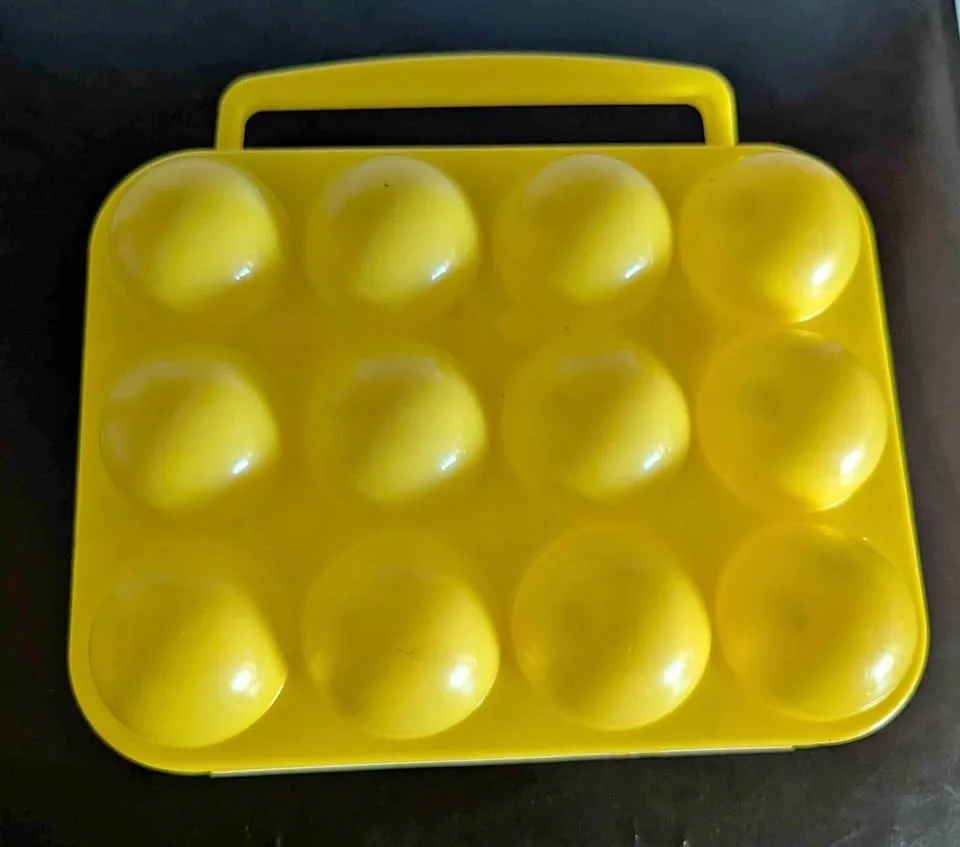 Egg holder