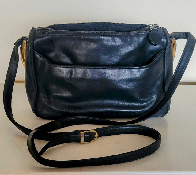 Licoria Baned Leather Bag