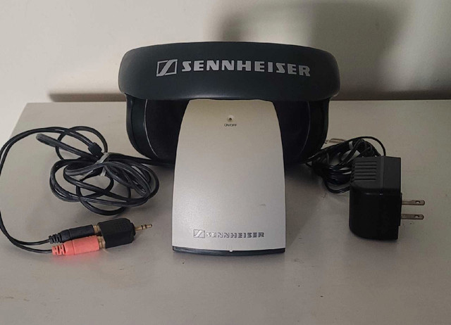 Sennheiser RS 110 Headphones🥕