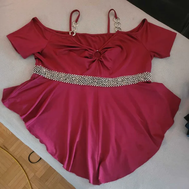 Burgundy Top thumbnail