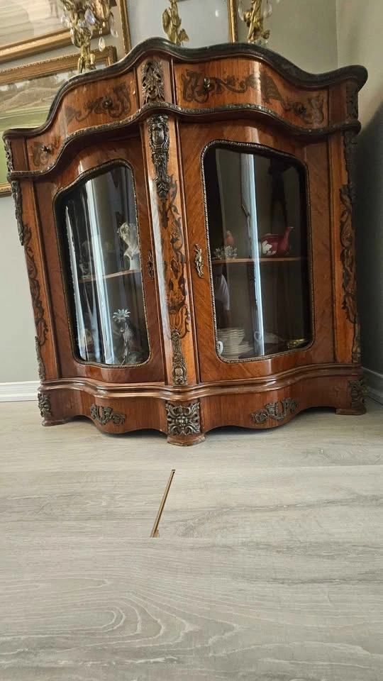 Antique French Style Display Cabinet - photo 5